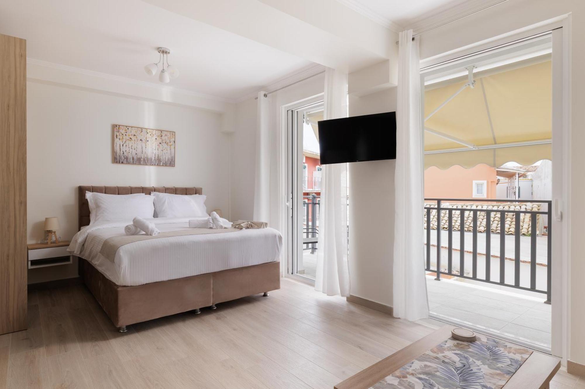 Plaka Apartment *
